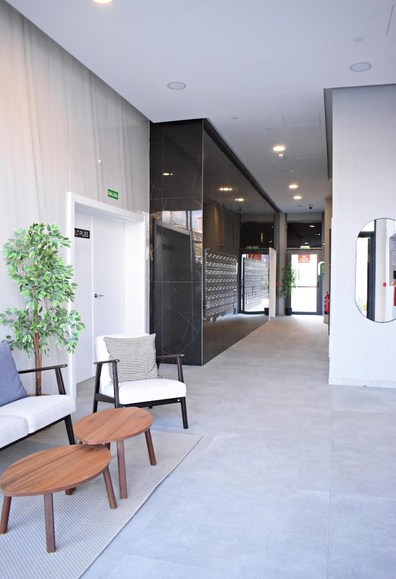 Urban Sky Luxury Flat With Amazing Views In