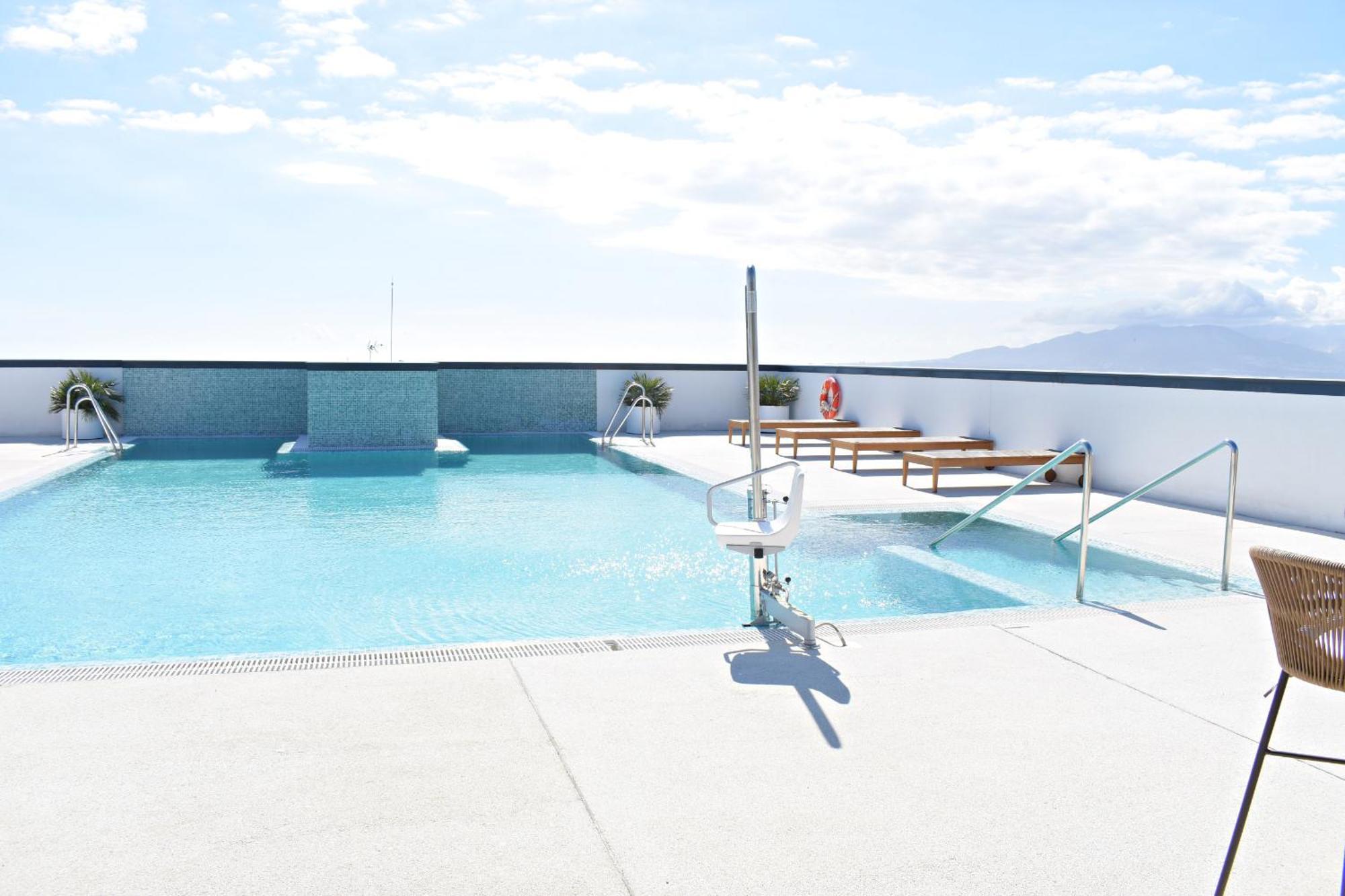 Urban Sky Luxury Flat With Amazing Views In